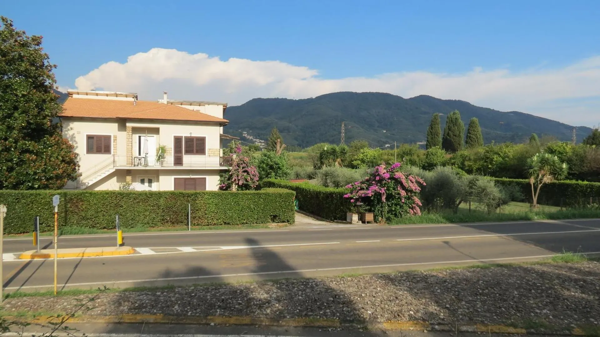 Appartement Casa Vacanze “Bouganville” Loc Avane Pisa Vecchiano Italie
