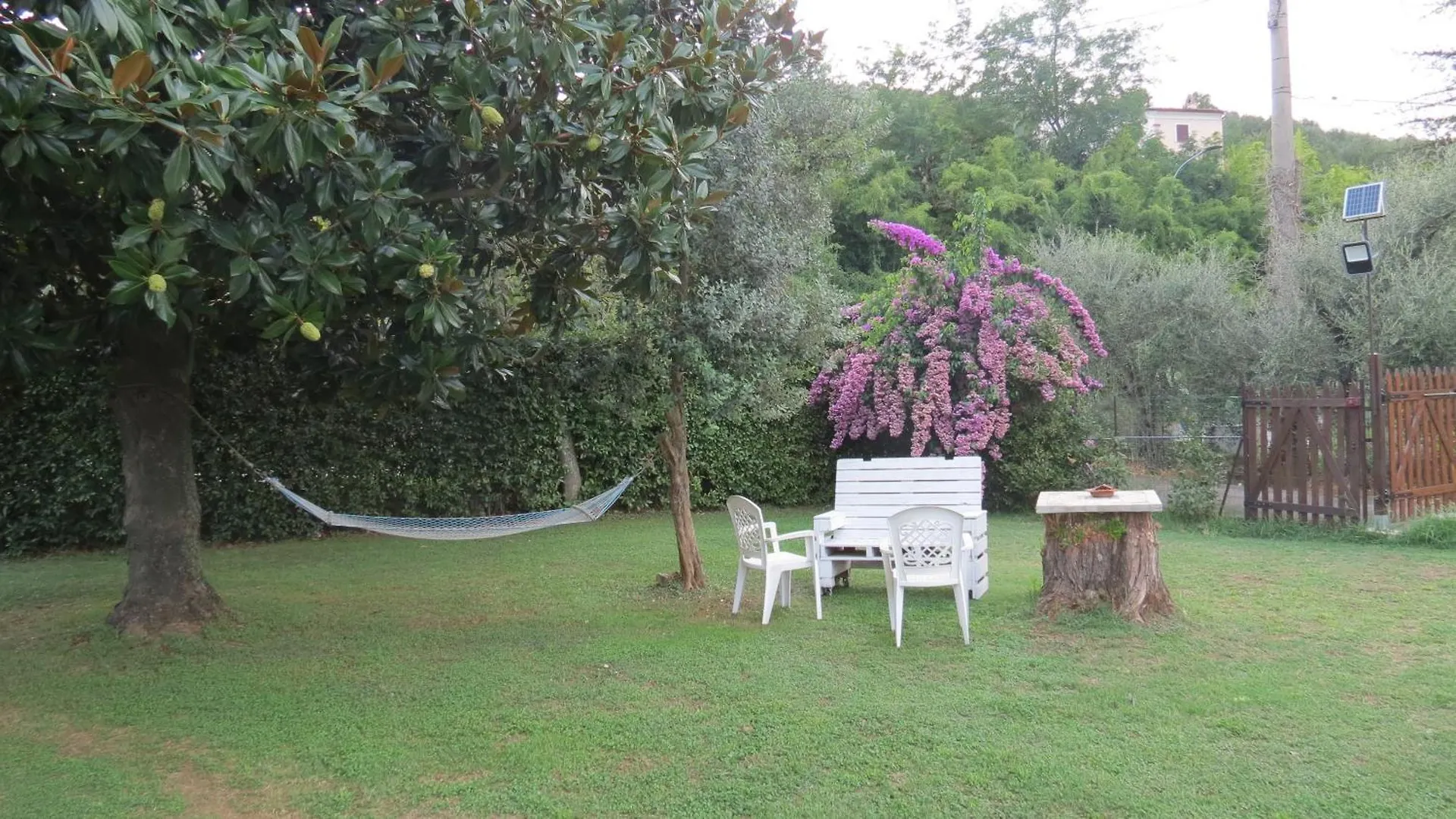 Casa Vacanze “Bouganville” Loc Avane Pisa Vecchiano Appartement